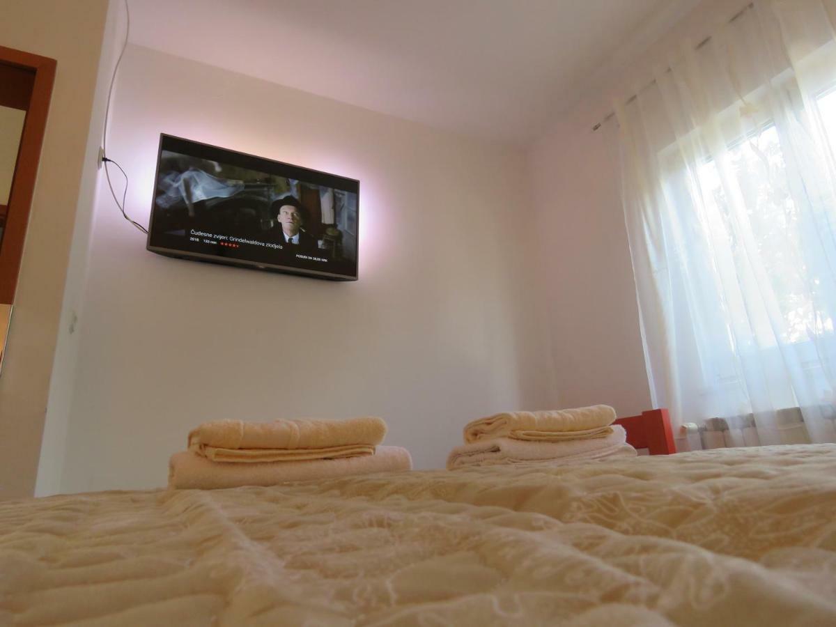 Apartment Smilje Šibenik Eksteriør billede
