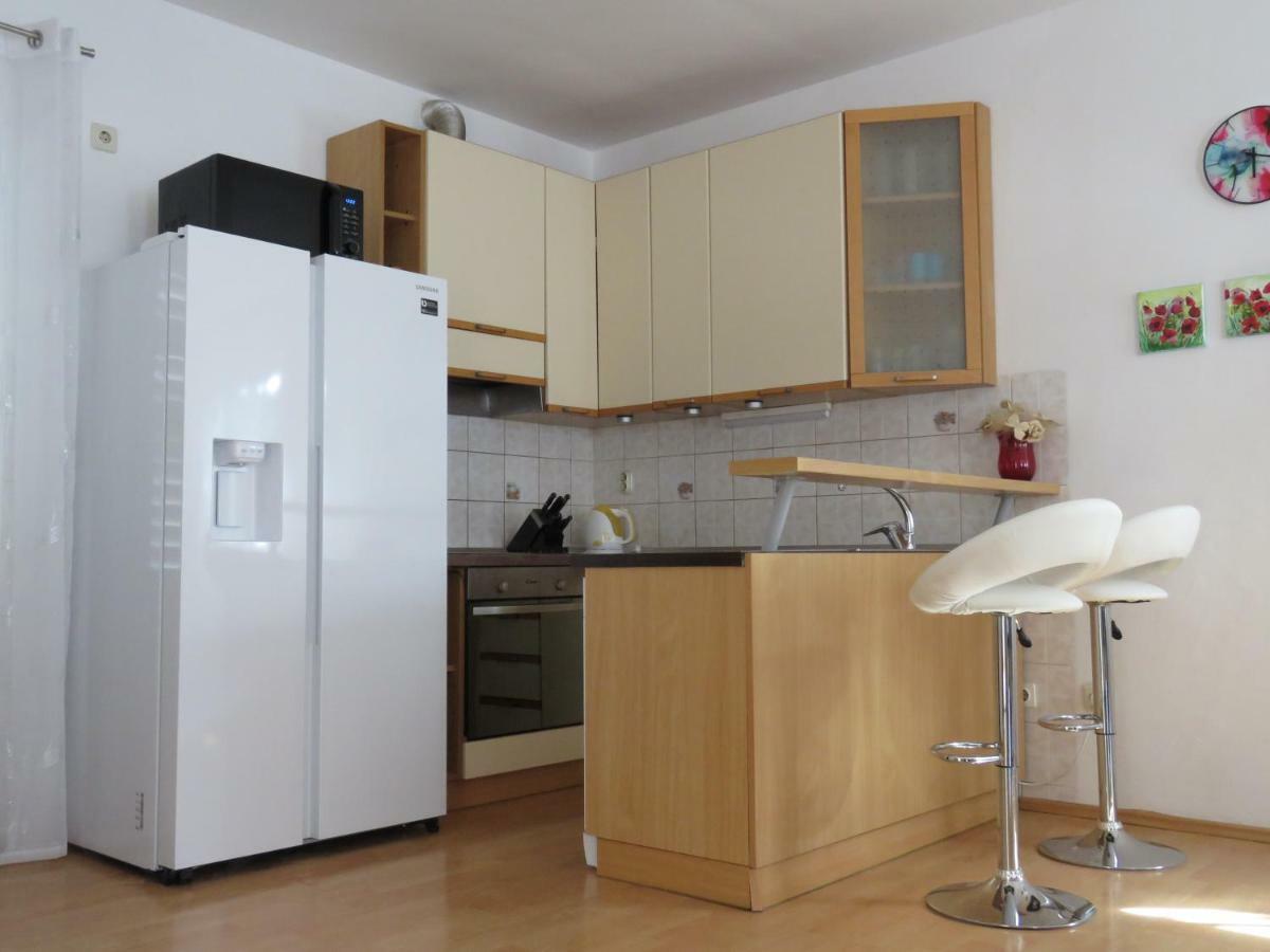 Apartment Smilje Šibenik Eksteriør billede