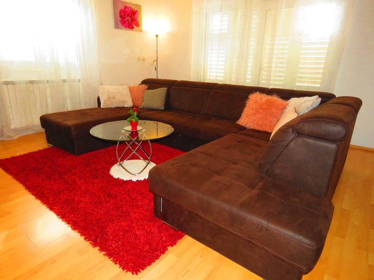 Apartment Smilje Šibenik Eksteriør billede