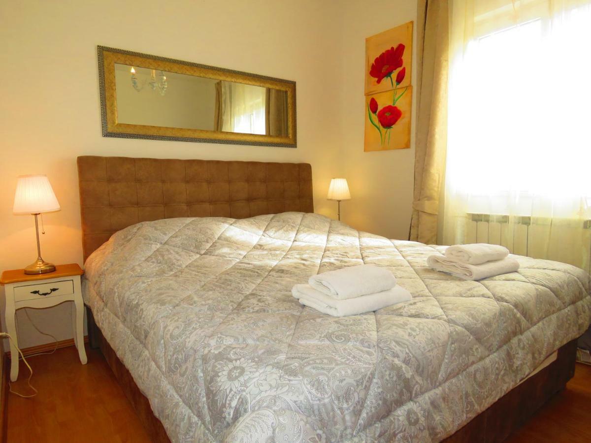 Apartment Smilje Šibenik Eksteriør billede