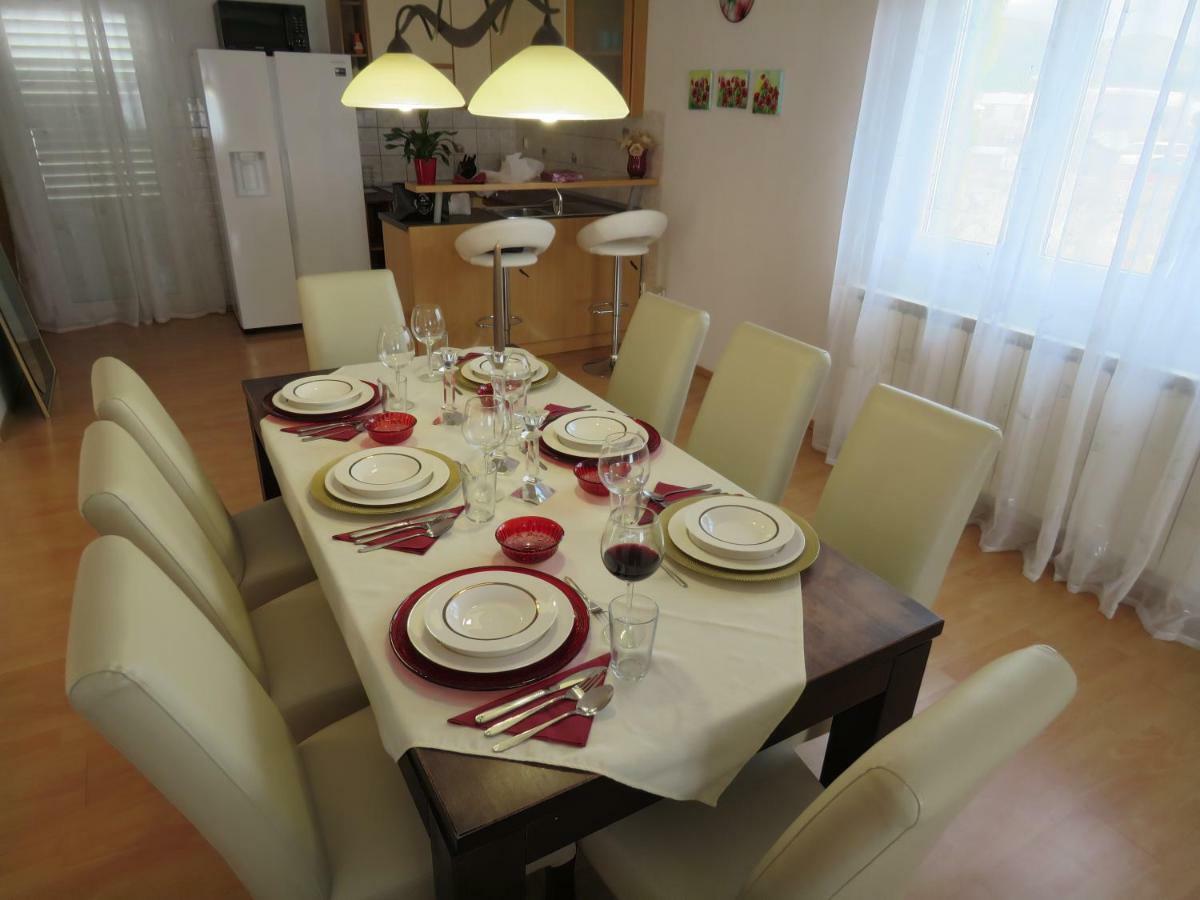 Apartment Smilje Šibenik Eksteriør billede